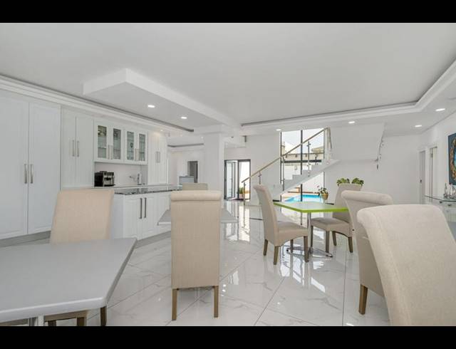 11 BEDROOM HOUSE FOR SALE IN SUNSET BEACH